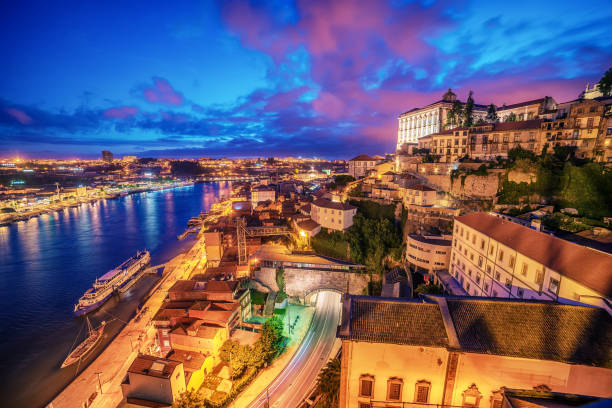 istock Porto, Portugal: aerial view of the old town 687728798