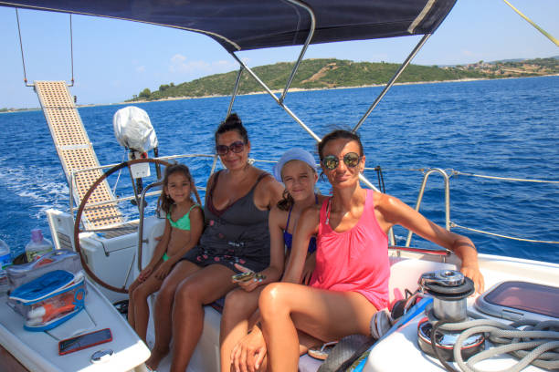 istock Family on the sailboat 687750060