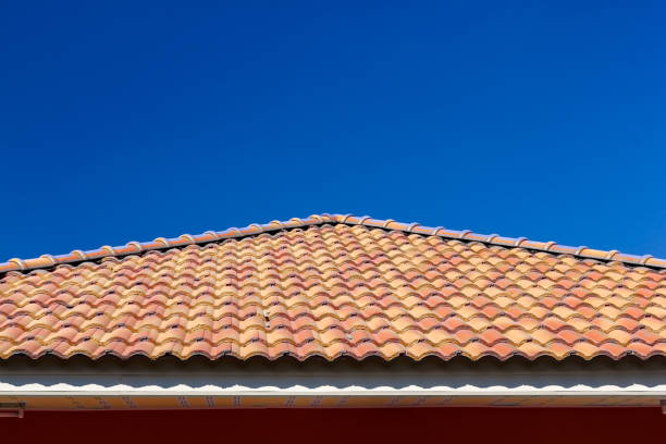 teja roja - roof tile roof textured red fotografías e imágenes de stock