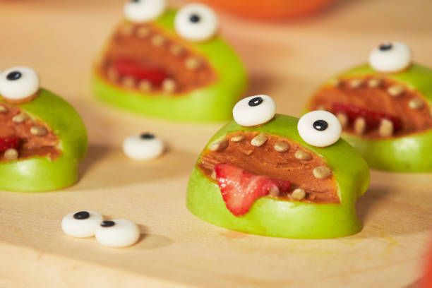 istock apple frog, for kids fun food design 687936214
