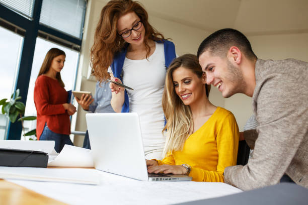 istock Business people 687951474