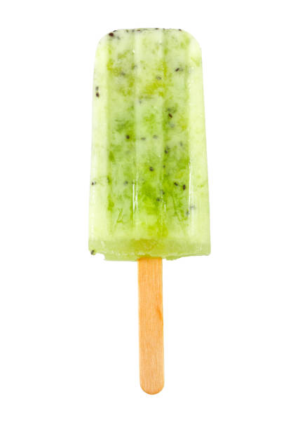 istock Homemade kiwi popsicle 687953936