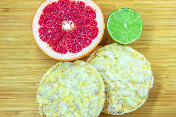 Rice cakes and citrus