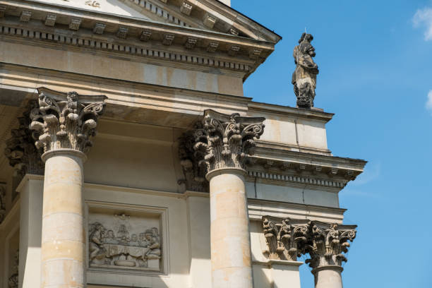 istock historic building pillars, columns and capitals 688256222