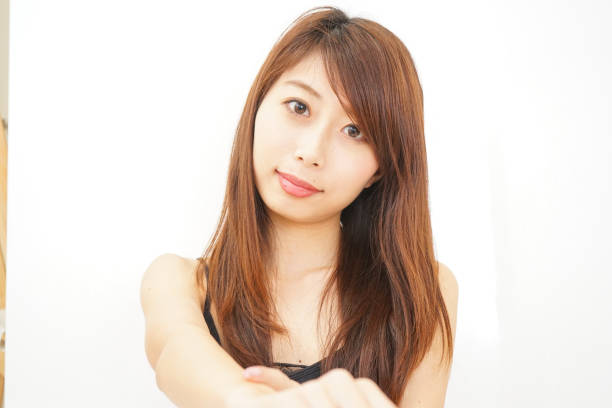 istock Arm to touch women 688261244