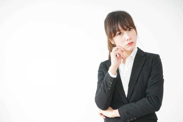 istock Women suits the gesture 688262180