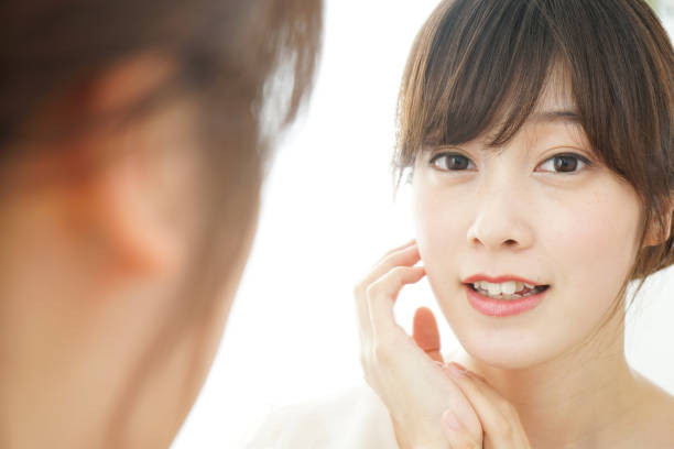 istock Women in front of the mirror 688274554