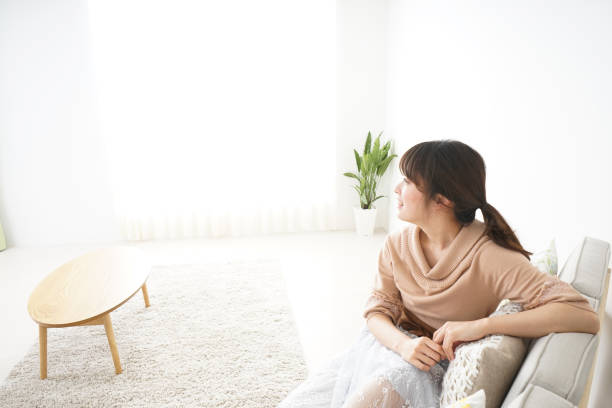 istock Women in the room to help you unwind 688281752
