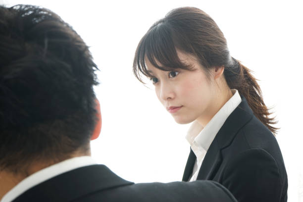 istock Men and women to have a conversation 688295054