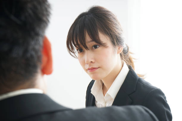 istock Men and women to have a conversation 688295350