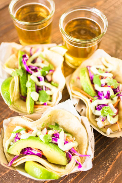 istock Street fish tacos 688338186