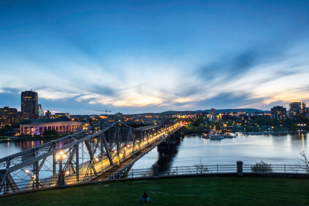 Alexandra Bridge in the evening Ottawa, Canada victoria day canada photos stock pictures, royalty-free photos & images