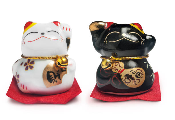 istock Lucky Chinese Cat isolated over white background 688390192