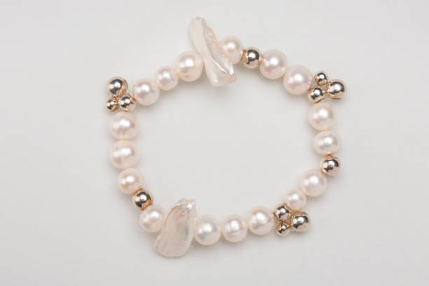 istock Original Chinese Jewelry 688407524