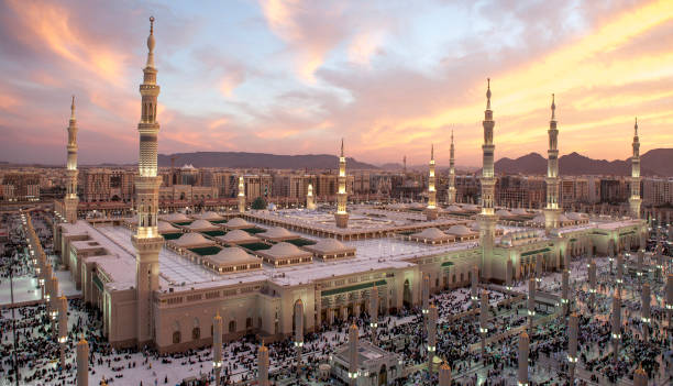 al-masyid an-nabawi - medinah temple fotografías e imágenes de stock