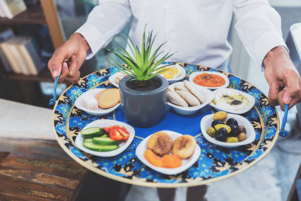 ближневосточное продовольственное блюдо - muslim festival стоковые фото и изображения