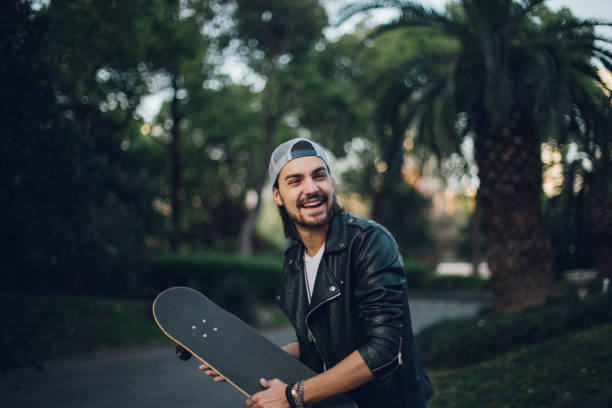istock Young skater outdoors 688576038
