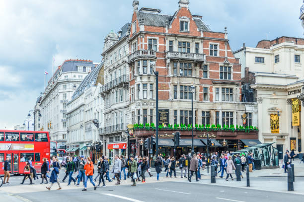 istock Streets of London 688591374
