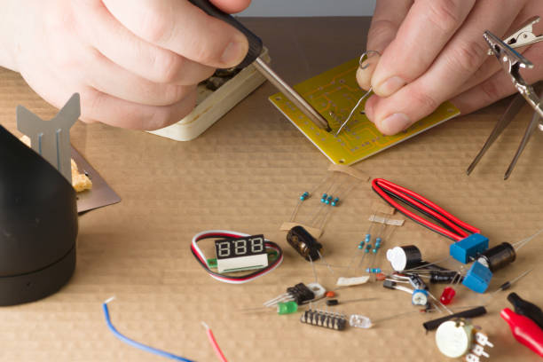 istock Master in repair shop 688595358