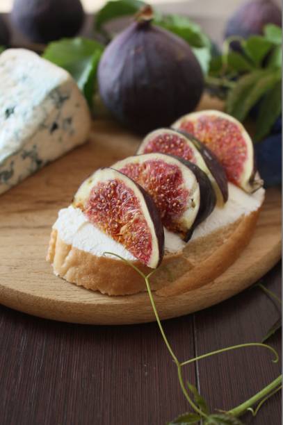 istock Sandwiches with ricotta, fresh figs 688602494