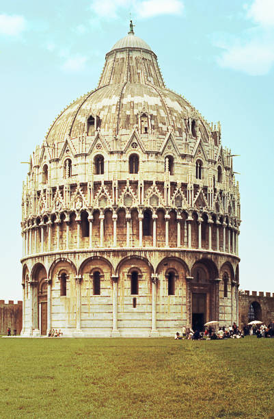 ビンテージ ピサ batistery - pisa baptistery ストックフォトと画像