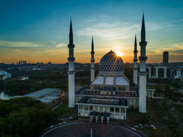 istock Masjid (Mosque) Sultan Salahuddin Abdul Aziz Shah from aerial view during sunset. 688815782