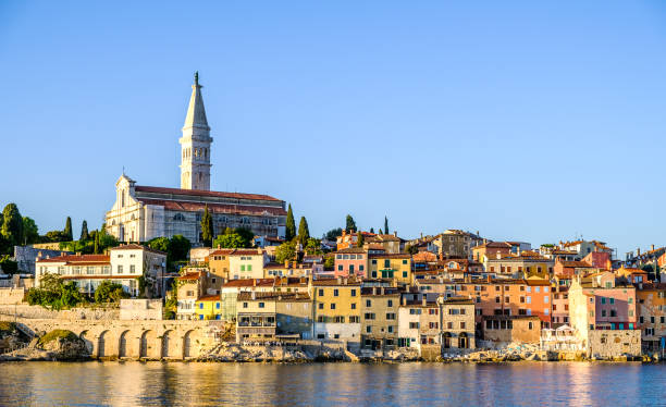 istock old town rovinj - croatia 688959294