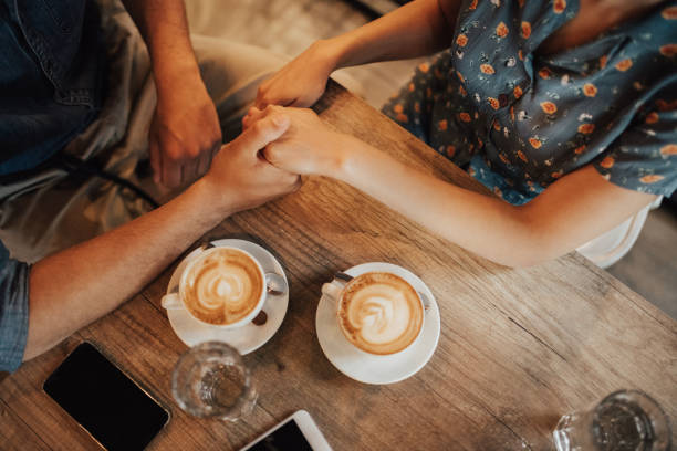 istock Love during a cup of coffee 688984384