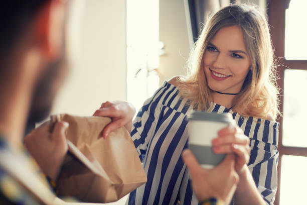 istock Enjoy your meal and coffee 689001700