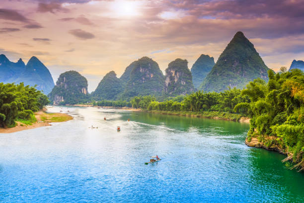 istock Guilin in Yangshuo, Guangxi, beautiful landscape 689004588