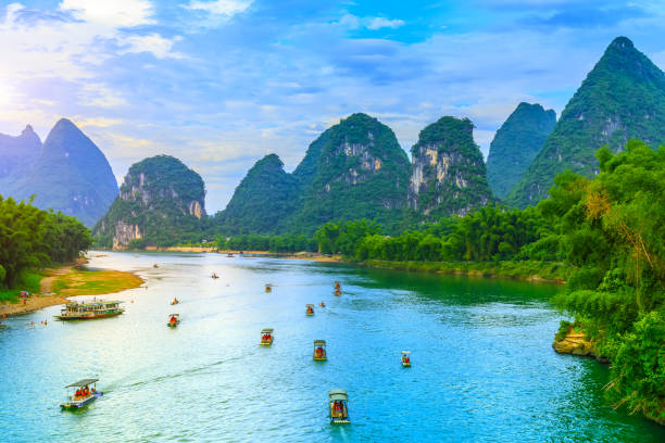 istock Guilin in Yangshuo, Guangxi, beautiful landscape 689007676