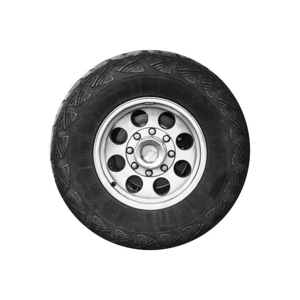 suv car wheel, frontal view isolated on white - sports utility vehicle 4x4 car tire imagens e fotografias de stock