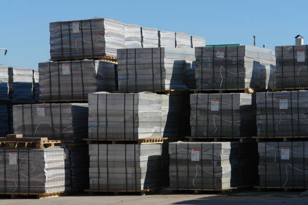 istock Pavement stones on market. Paving slabs store. Cobblestone on pallets. 689090590
