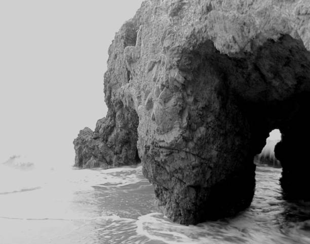 istock The Matador Sea Caves 689219312