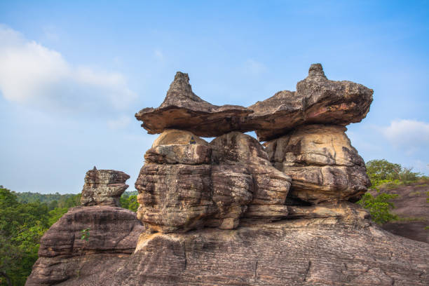 istock amazing natural stone sculpture 689246594