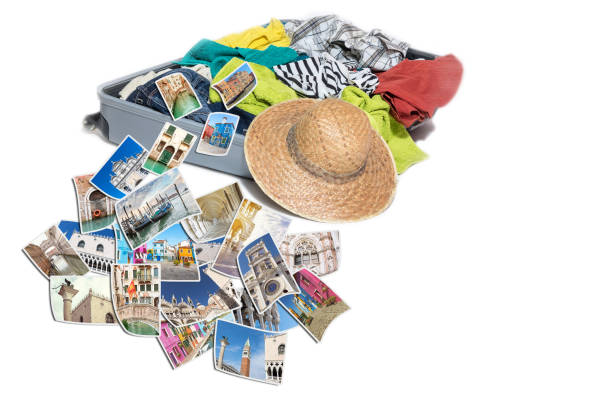 istock Travel to Venice (Italy) concept isolated 689278110