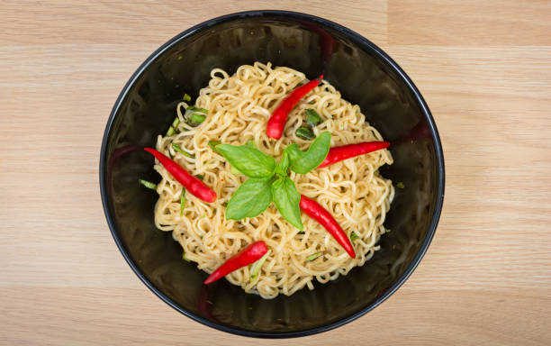 istock Hot and spicy instant noodle 689327982