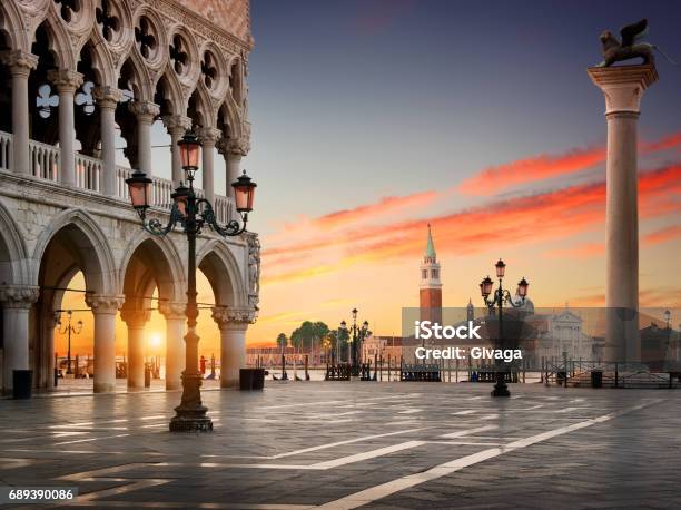 Square San Marco Stock Photo - Download Image Now - Venice - Italy, Doge's Palace - Venice, St. Mark's Square