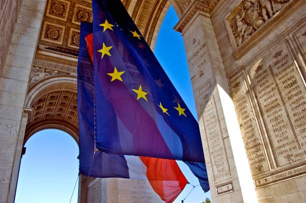 istock Arc de Triomphe, Paris, France 689425272