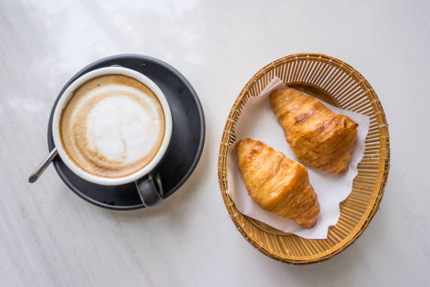 istock Food / Croissant 689524230