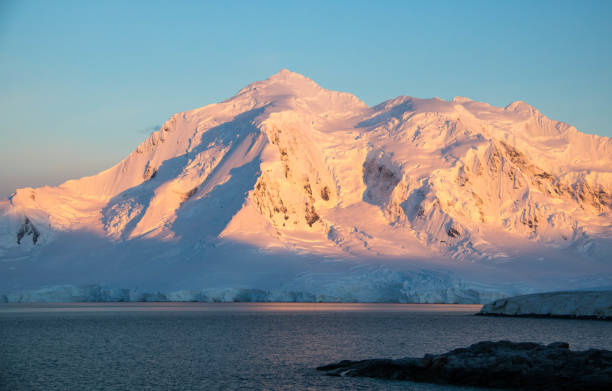 istock Antarctica: Sunrise over Wiencke Island 689547158