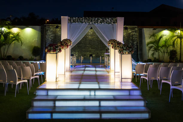 istock Jewish Hupa , wedding putdoor . 689553994