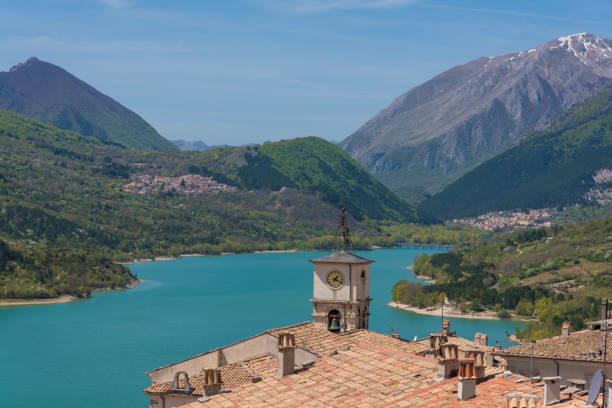 istock National Park of Abruzzo (Italy) 689569638