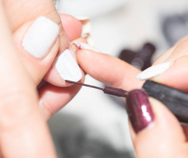 istock manicure in beauty salon 689701910