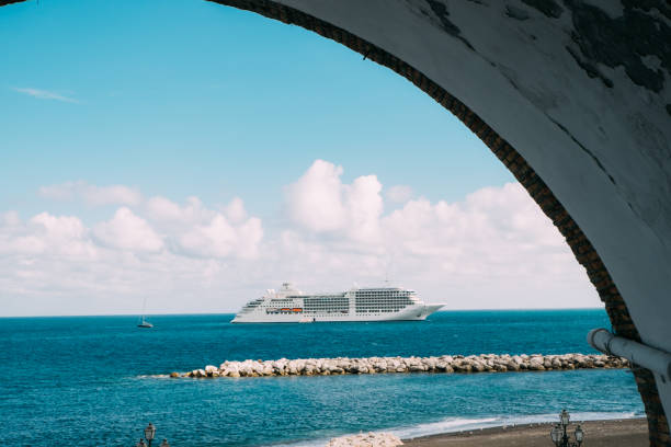 istock Cruise ship is leaving Amalfi Coast. 689723230