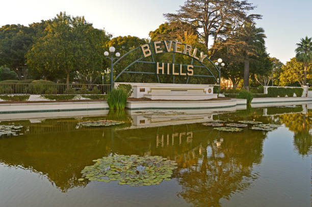 istock Beverly Hills Sign and it's reflection in water 689737292