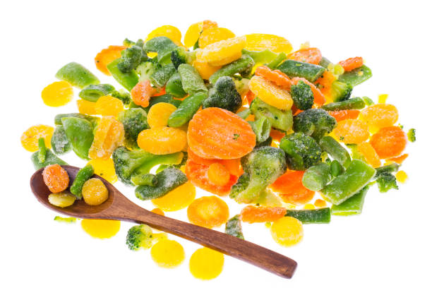 istock Mix of frozen vegetables 689771944