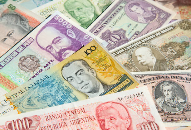 banknotes - argentina mexican pesos currency finance imagens e fotografias de stock