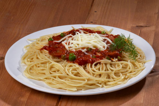 istock Spaghetti Bolognese with Parmesan Cheese and Basil 689835442
