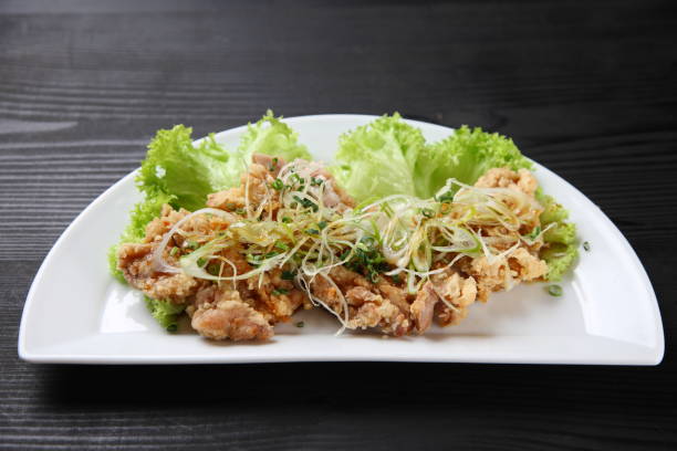 istock Chinese-style fried chicken Yu Lin Chi 689904756